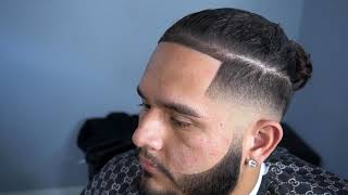 18 YEAR OLD BARBER | MID SKIN FADE W/ MAN BUN HAIRCUT TUTORIAL!!