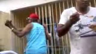 Ninha Dancando Na Casa De Ana