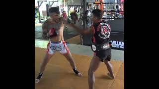 Denis Puric preparing to face Yodlekpet at ONE Lumpinee 17