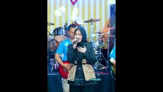 Nazia Marwiana ft Ageng Music - Sajadah Merah