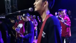 Superiots - makin rusak negaraku live bekasi