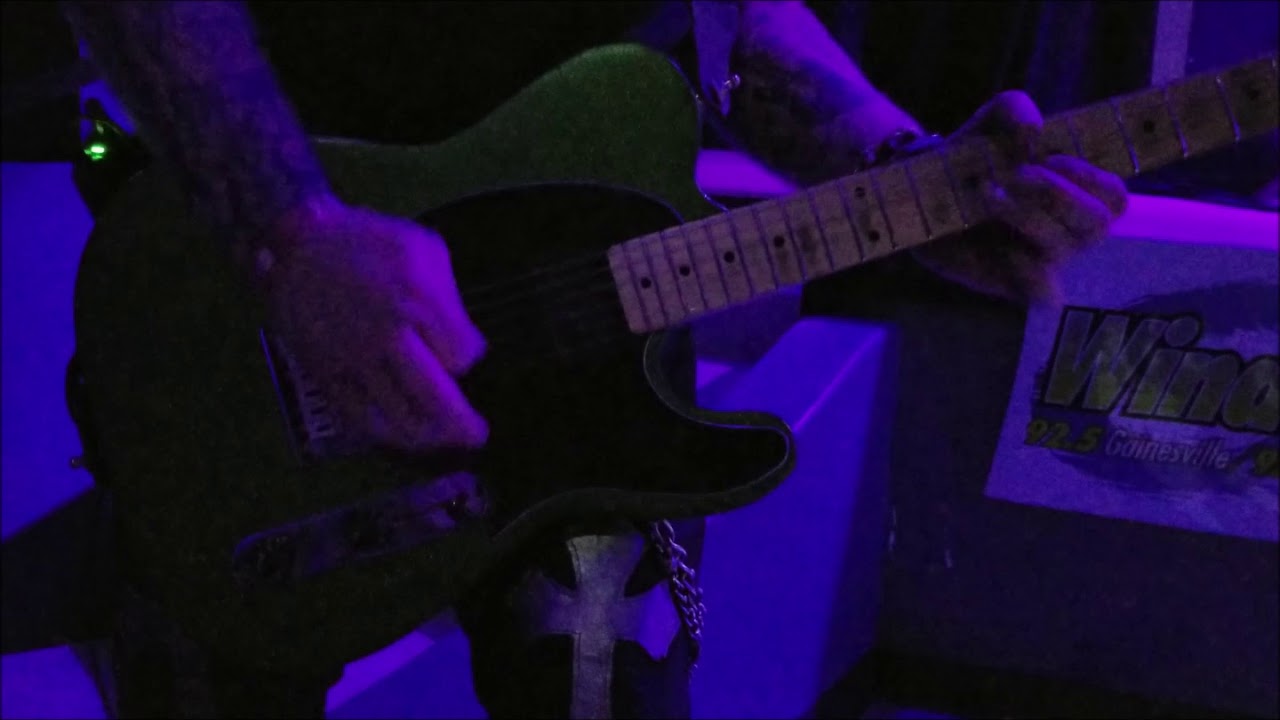 Roger Jones of Nightrain International Guns N Roses Tribute (Knockin' on Heaven's Door - Solo)