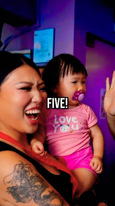 Nina Ray & Tota Have A Wholesome Moment With A Baby! 🥹❤️