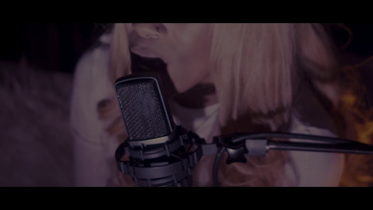 briii unplugged x Stuck Live