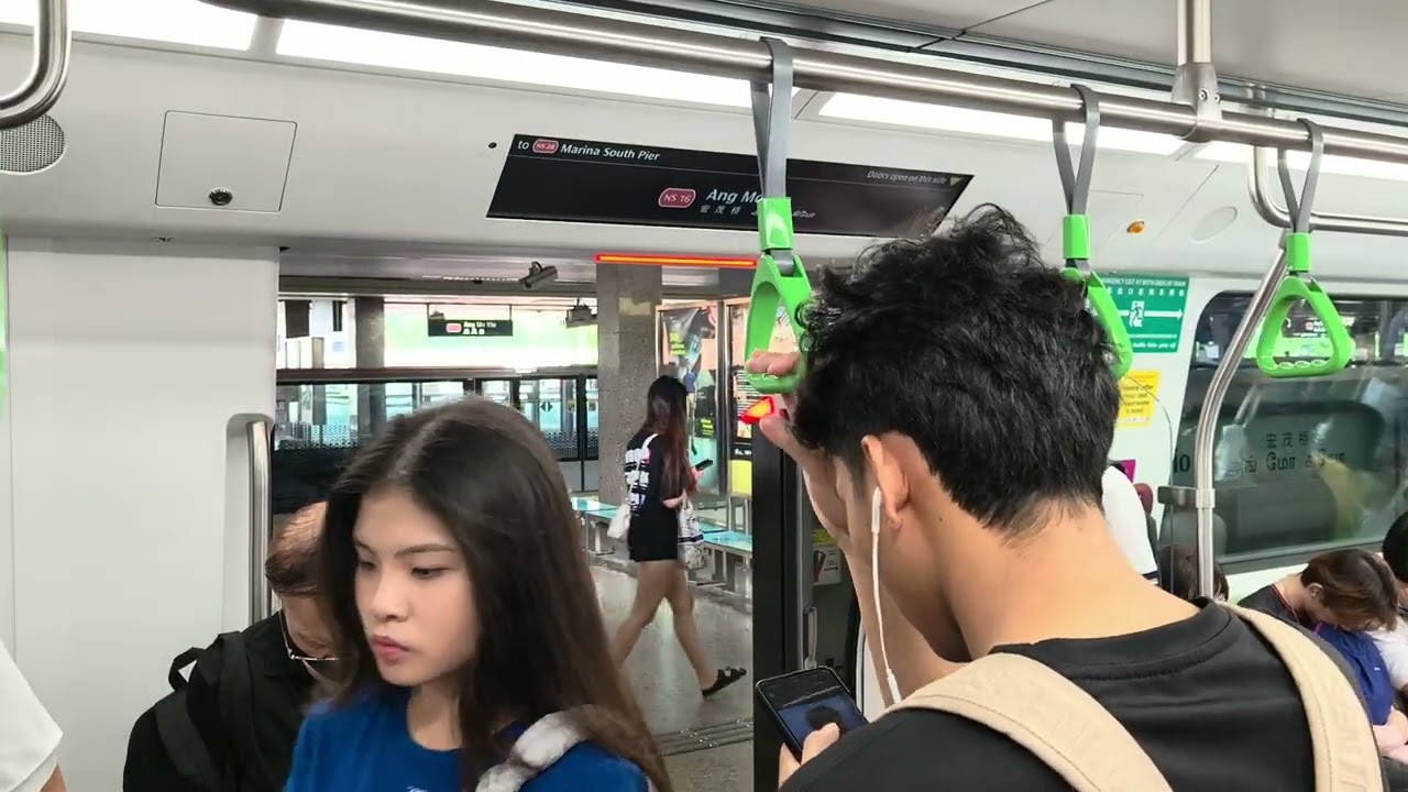 SMRT R151 811/812 NS13 Yishun → NS25 City Hall 