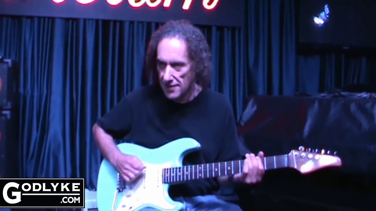 Scott Henderson nos muestra el secreto de su tono. El Maxon SD9