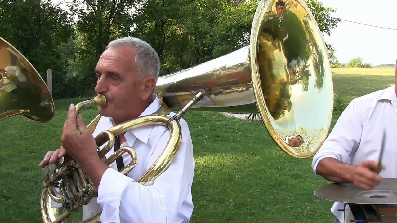 Orkestar Slobodana Nikitovica Kosjeric Uzicko kolo