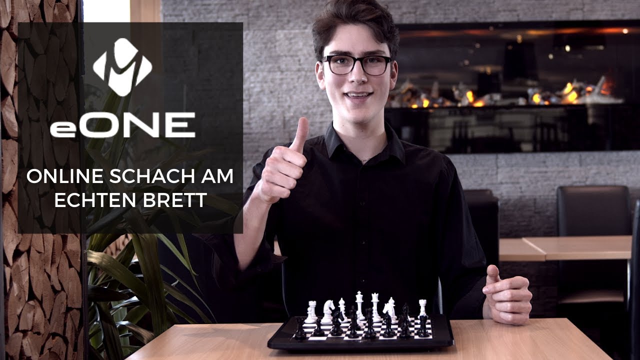 Online Schach am echten Brett