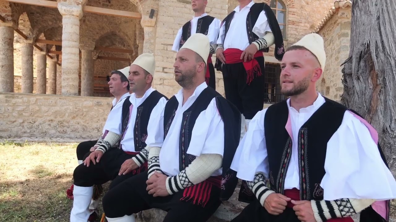 RUSANI I PERENDIVE - GRUPI POLIFONIK - DJEMT E DELVINES