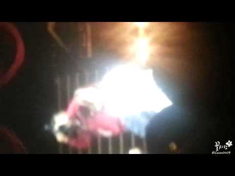 [13.11.23]Modern Times 아이유 서울첫콘 리앵콜 연극이끝난후 폰캠 by.꽃사탕