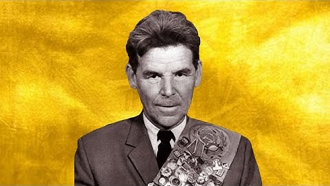 Lev Polugaevsky vs Rashid Nezhmetdinov 1958 - Nezhmetdinov