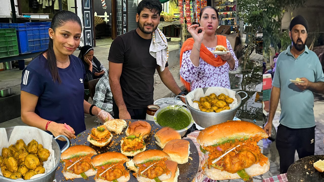 Mumbai ka famous vada pav ਦੀ ਲਾਈ ਰੈੜੀ road ਤੇ ll 30rs only one piece | profit or loss |