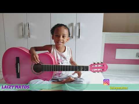 Como tocar Violão? (violão para crianças) LAIZY MATOS