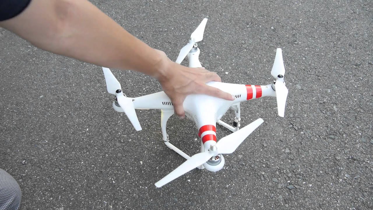 DJI Phantom 2のコンパスキャリブレーション - YouTube