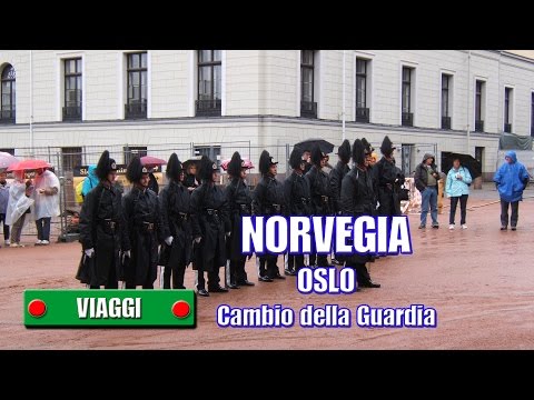 Video: Visita il Cambio della Guardia al Palazzo di Oslo in Norvegia