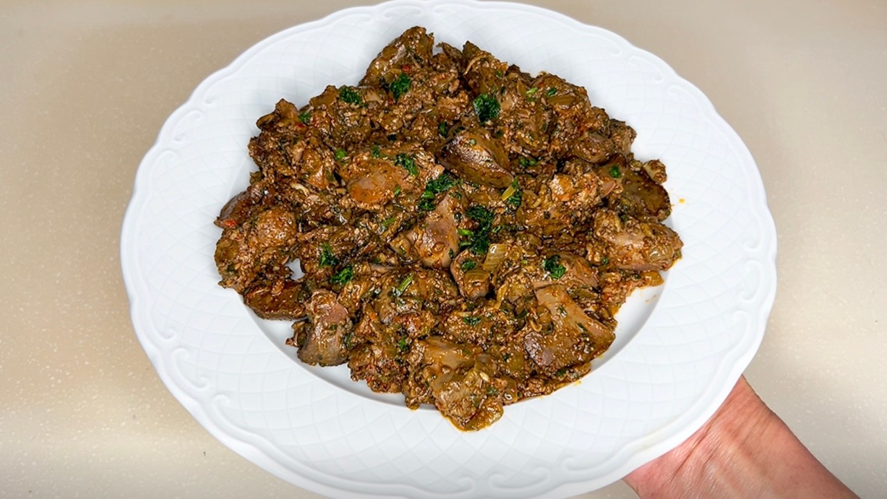 كبدة الدجاج مشرملة بأسرع وأسهل طريقة كتجي بنينة وفتية