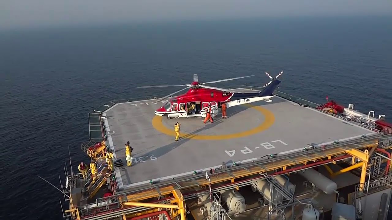 Chopper Landing on Drilling Rig YouTube