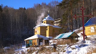 Зимний день в Чикойском Иоанно-Предтеченском монастыре