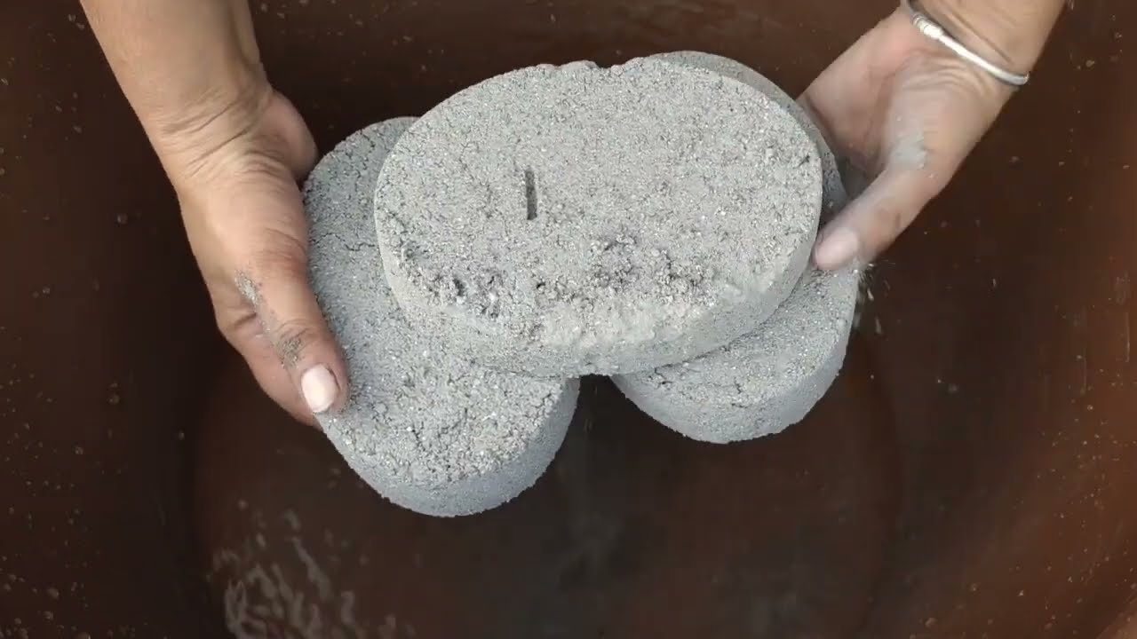 Gritty dusty 🌪️ sand cement crumbling in water 💦 SA ASMR