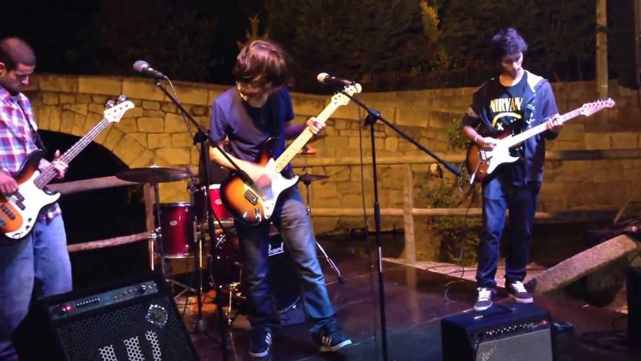 Ver Nausea - Strange (Original) en YouTube Ver Nausea - Strange (Original) en YouTube