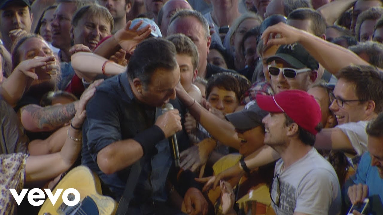 Bruce Springsteen Darlington County (from Born In The U.S.A. Live