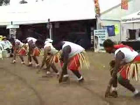 Erub Island Dancers Saam Karem Era Kodo Mer Performing At Cairns International Arts Festival 2015 Youtube