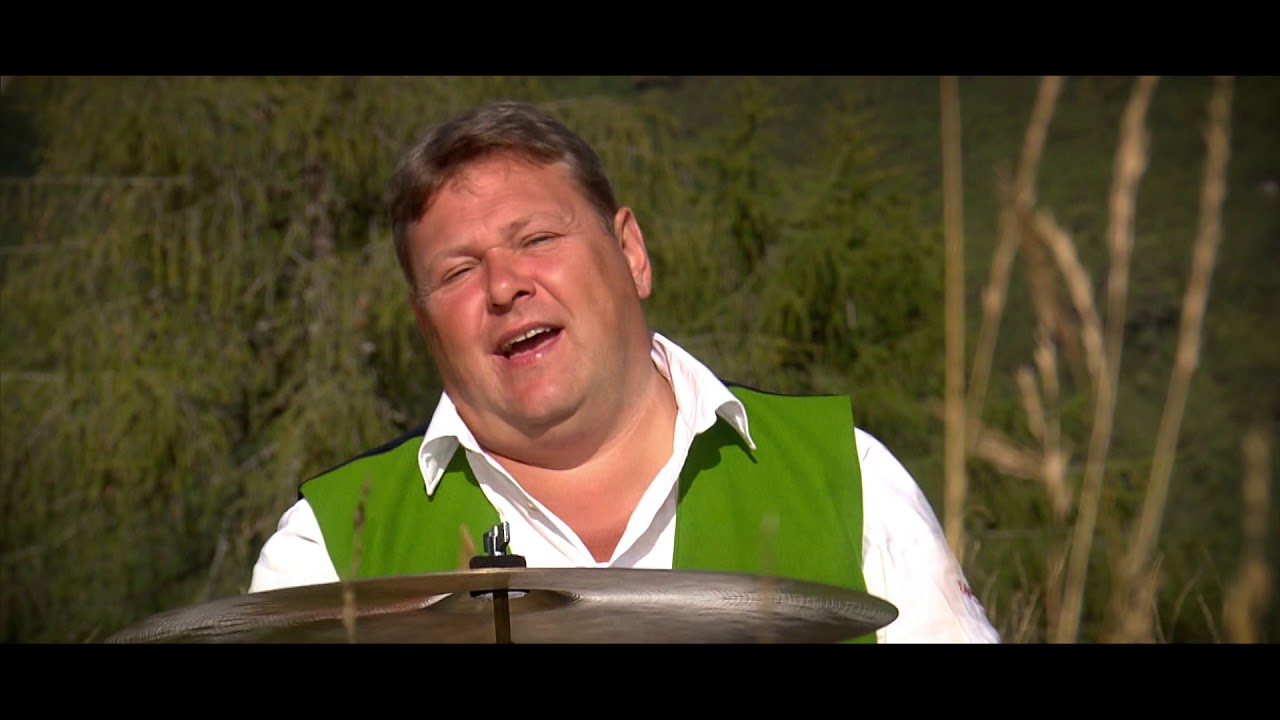 Die Innsbrucker Böhmische   Im Freien Fall