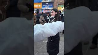 Download Lagu Spread the beauty of Xinjiang,Graceful dance by the moving melody makes people intoxicated | 163 MP3 Download Lagu Spread the beauty of Xinjiang,Graceful dance by the moving melody makes people intoxicated | 163 MP3