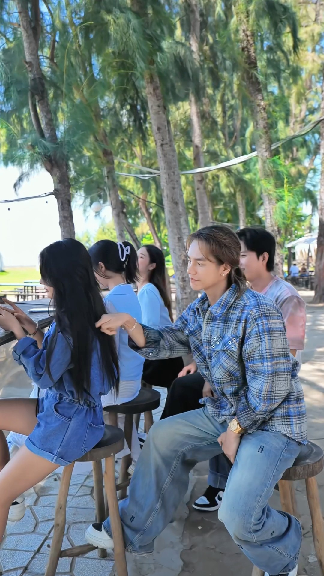 this guy is so lucky ?#trending #funny #drama #shortvideo