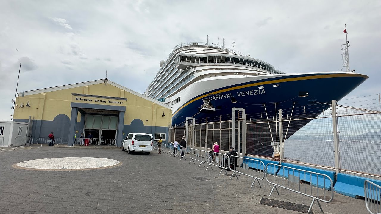 Carnival Venezia godfather announced by Christine Duffy