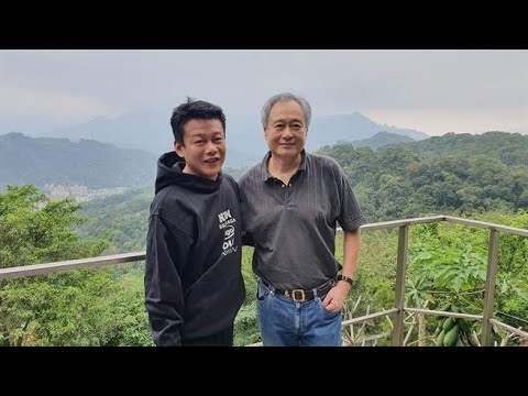 ✅  國際大導演李安自去年11月金馬獎後，受新冠肺炎疫情影響，一直留在台灣，助理李良山向本報透露，李安將於下週末離台，會先前往紐西蘭做考察，結束後再回紐約。在台期間，他也與不少電影圈友人敘舊，除了月初