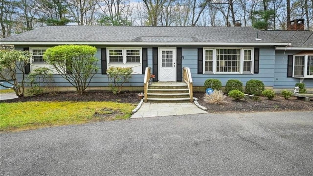 449 Shoddy Hollow Road, Middletown, NY Presented by Patricia Sassi