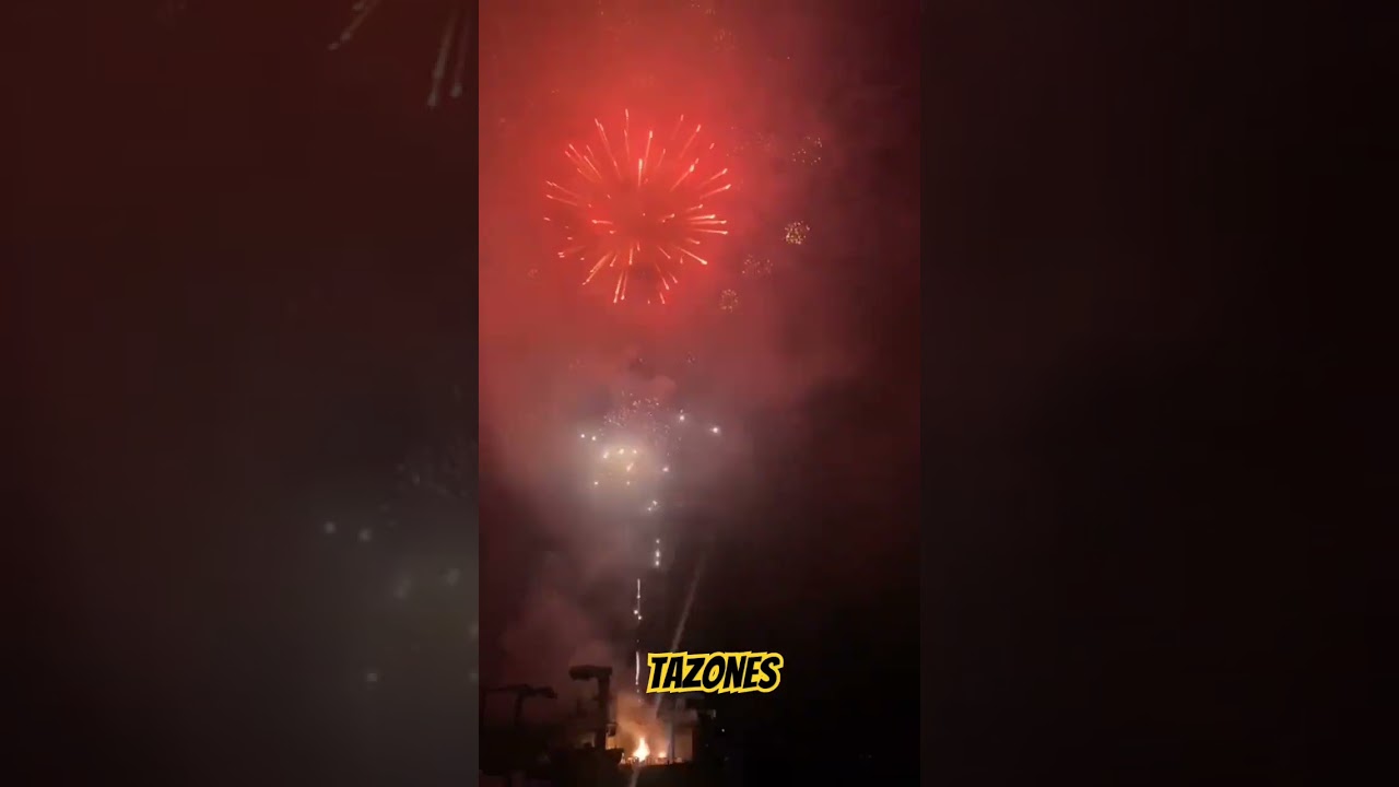 Fuegos artificiales de #tazones #villaviciosa #asturias #turismoasturias #sea #mar #pirotecnia