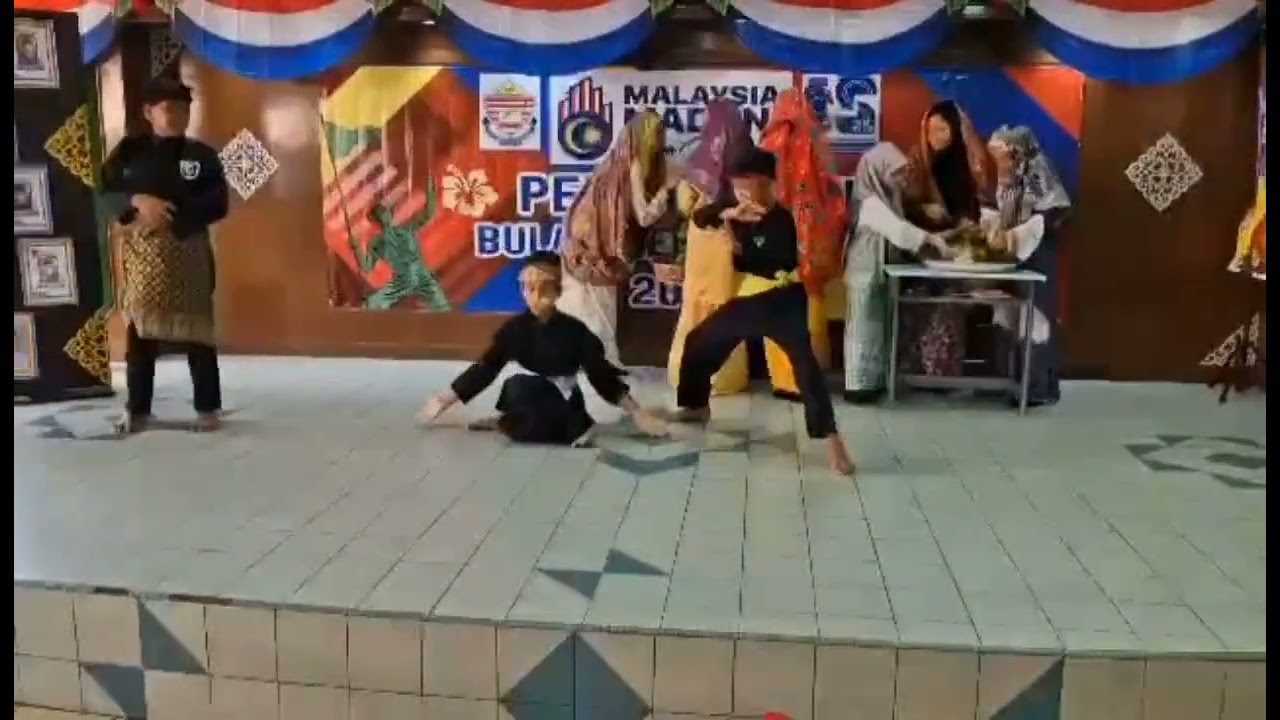 Persembahan Sketsa Kemerdekaan oleh murid-murid SKDKr2 (2024)