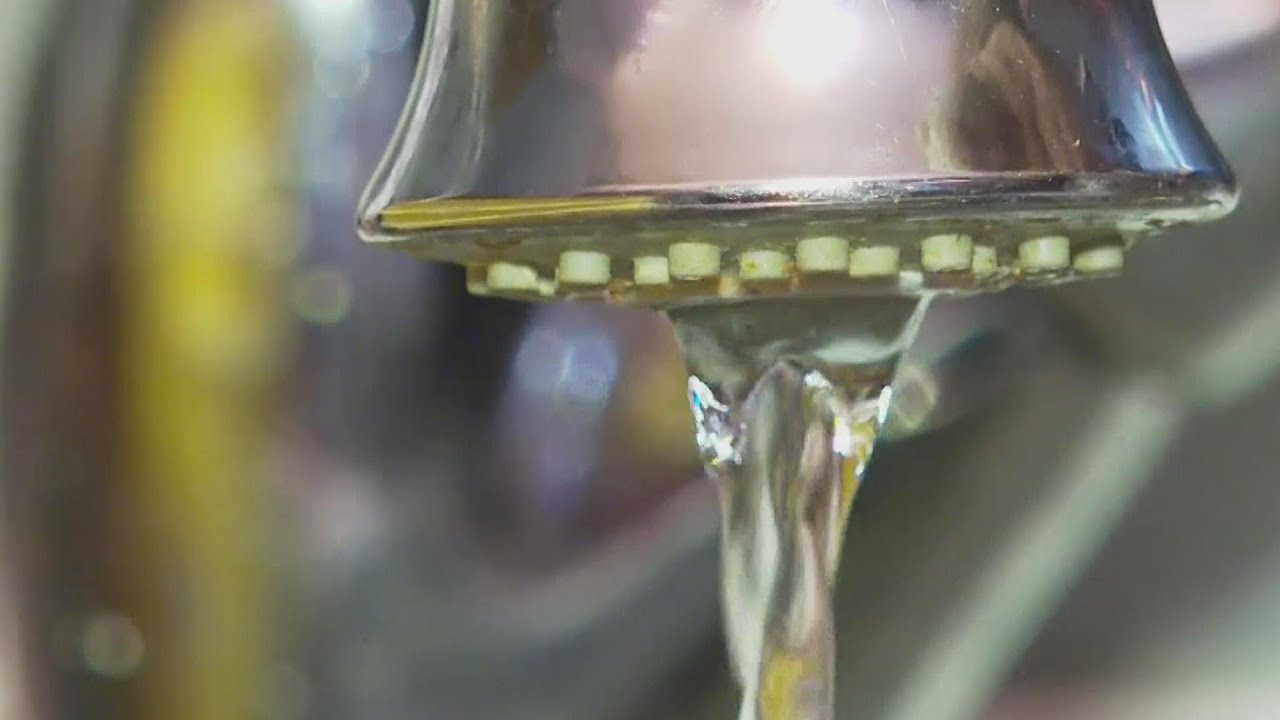 2 Dixmoor schools will remain closed Tuesday after water main breaks ...