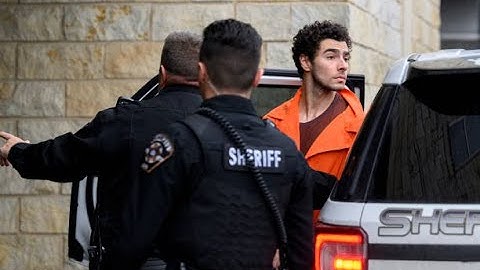 Luigi Mangione Yells at Press Going Into Pennsylvania Court