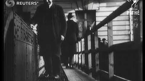 QUIRKY: Moving pavement prototype (1925)