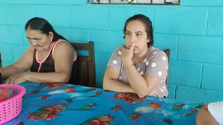 ESPOSA DEL ALCALDE CON LGRIMAS EN SUS OJOS NOS DIC...