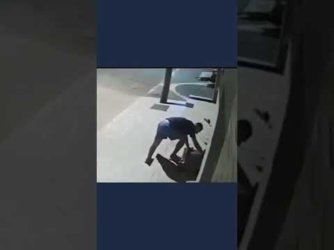 الانسان طيب القلب بالفطره لكن