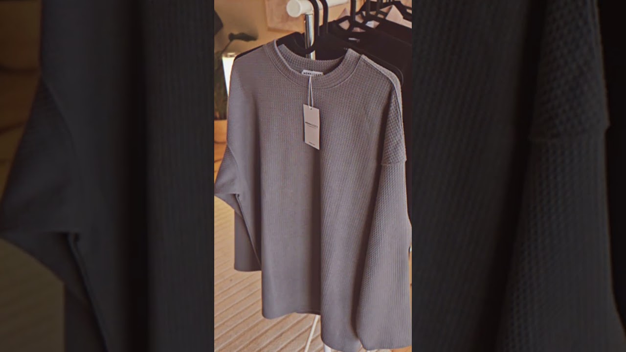 Based in Copenhagen, Denmark our mission at MENMODEST.COM is to empower men through fashion.