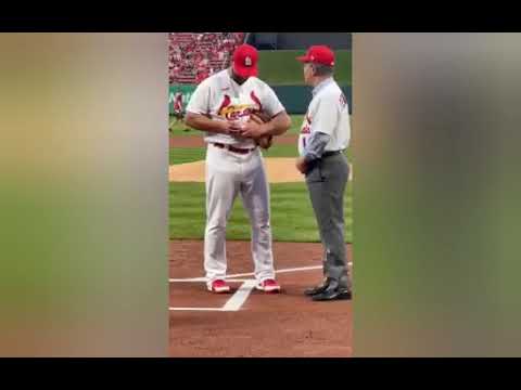 EL DR LEONEL FERNANDEZ TIRO LA PRIMERA BOLA EN SAN LUIS INVITADO POR ALBERT PUJOL
