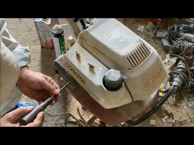 機械のドクターY#修理#オイル漏れ 堀越畳店ホンダこまめF210 軸からの