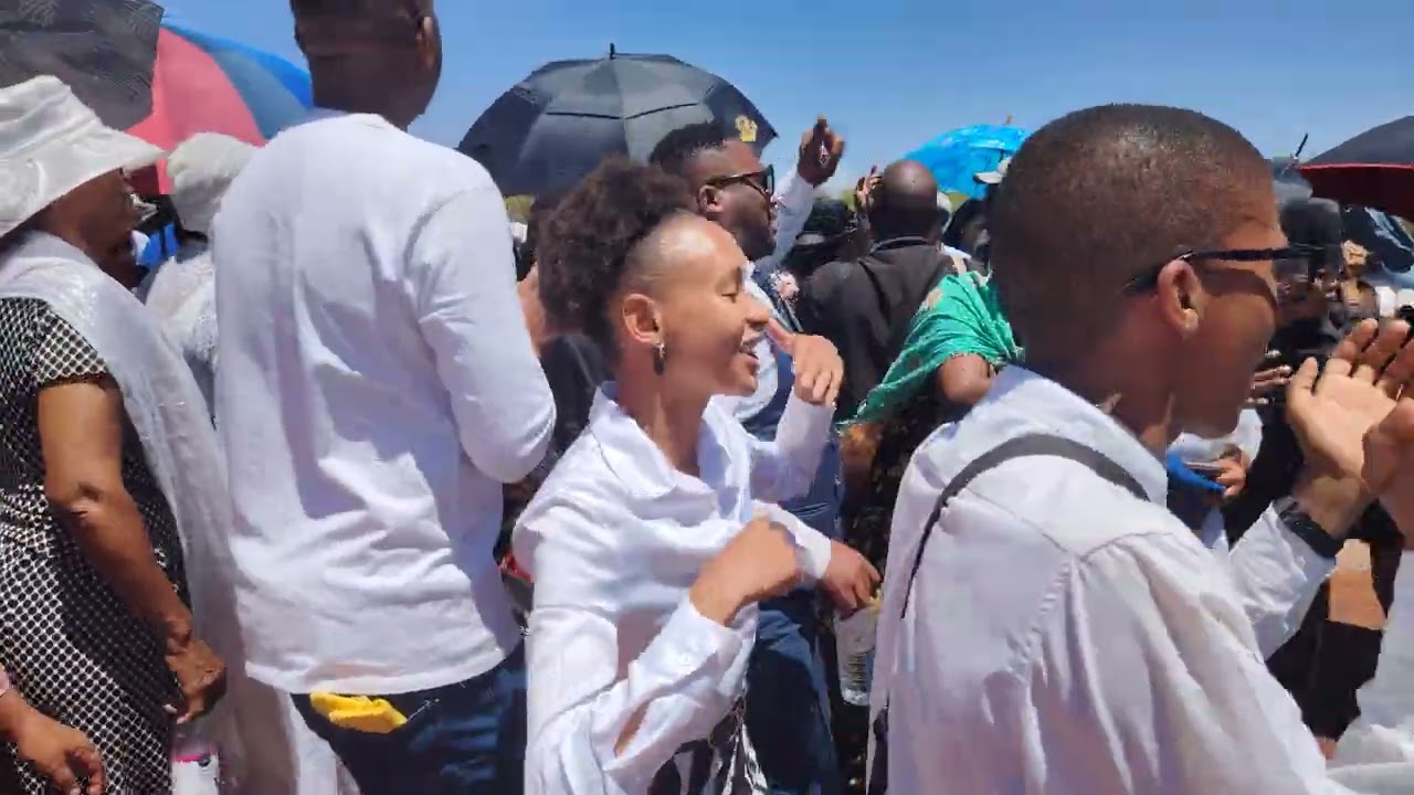 Begrafnis van Suster Cathy Coleman