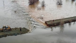 Тюменская область подготовилась к паводкам. По всей области усилили дамбы