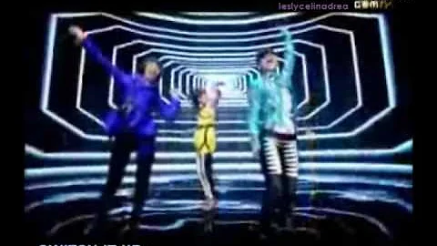 2NE1 - FIRE space ver. MV (romanized lyrics subbed)