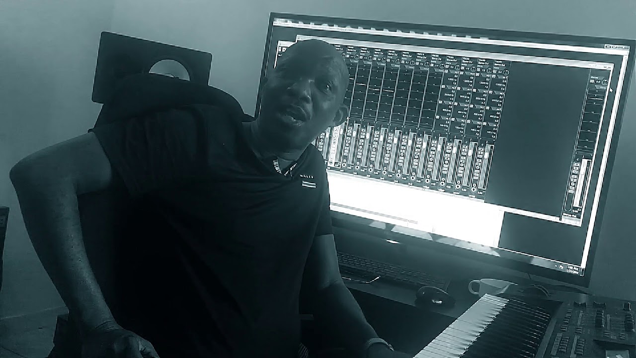 LOADING ZONE: OME BACKOZ