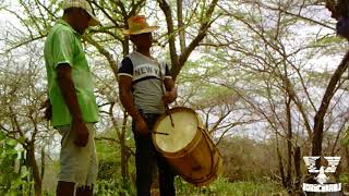 ¿Qué instrumentos se utilizan para la Yonna?