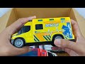 救急車のミニカー走る。緊急走行テスト。坂道走行です★ Ambulance miniature car runs with sound in case of emergency! #632