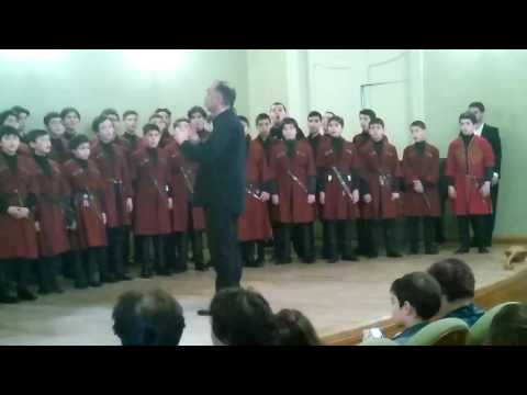 ბიჭები - ბატონებო მოუოხეთ