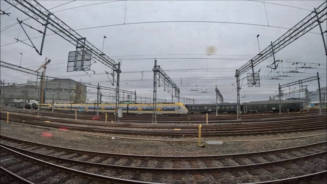 Avgår från Göteborg Centralstation ombord på Västtåget